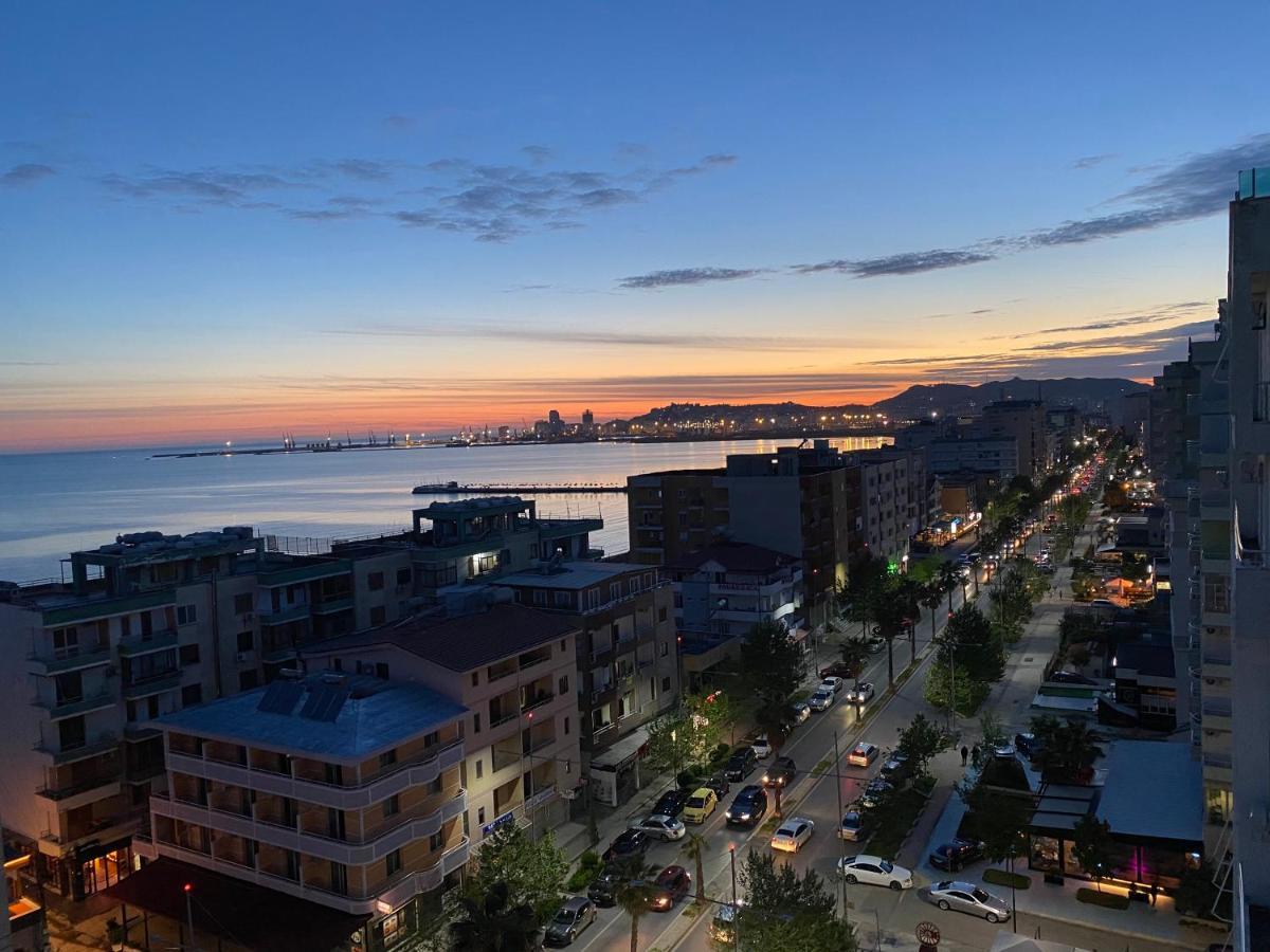 The Blue Pearl Apartment 2 Durrës Buitenkant foto