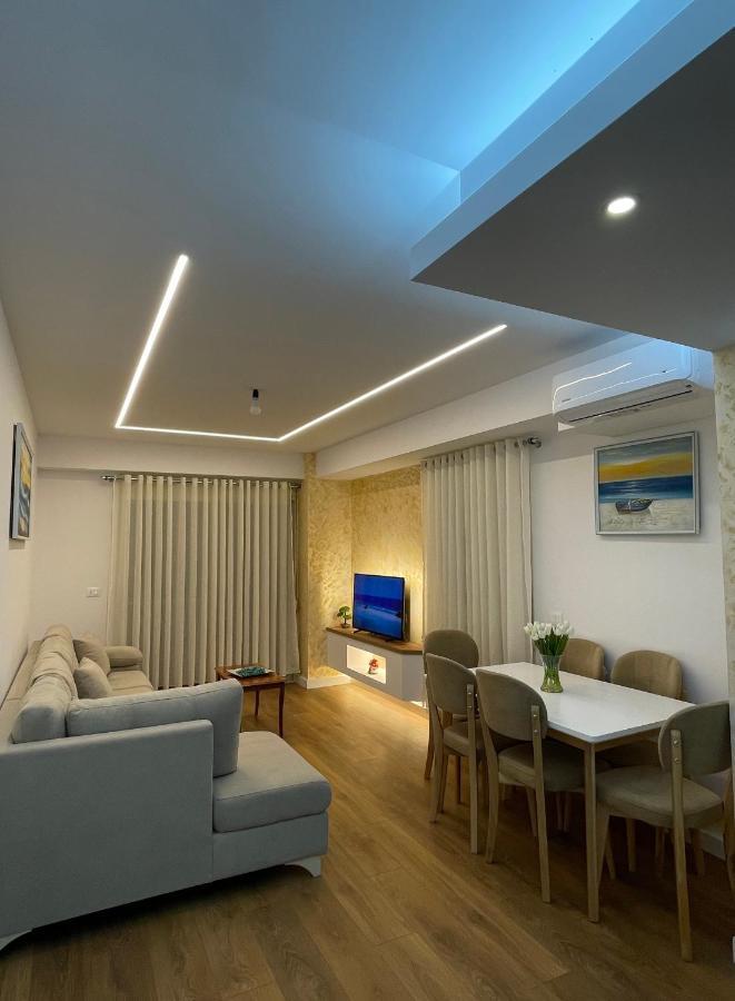 The Blue Pearl Apartment 2 Durrës Buitenkant foto