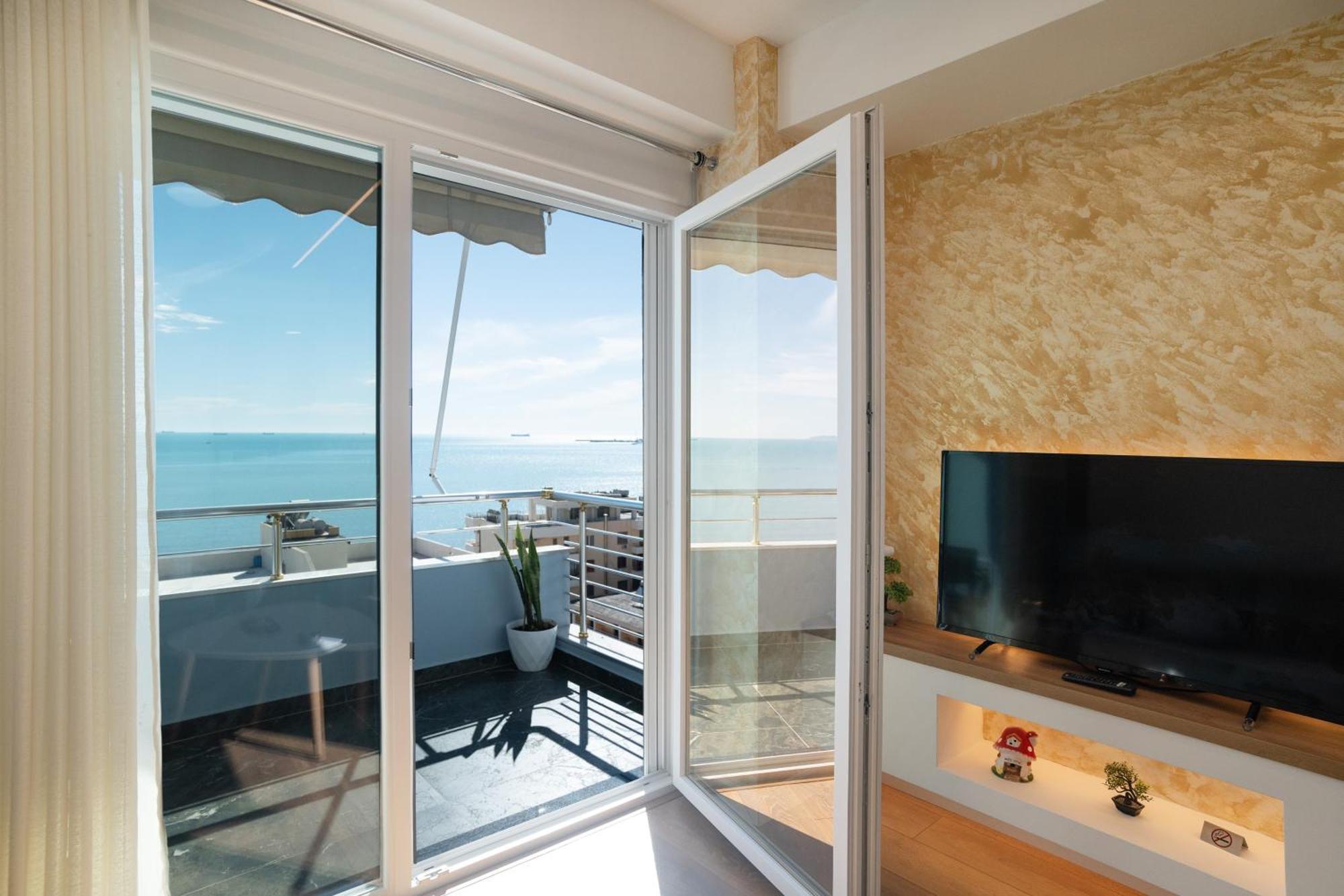 The Blue Pearl Apartment 2 Durrës Buitenkant foto