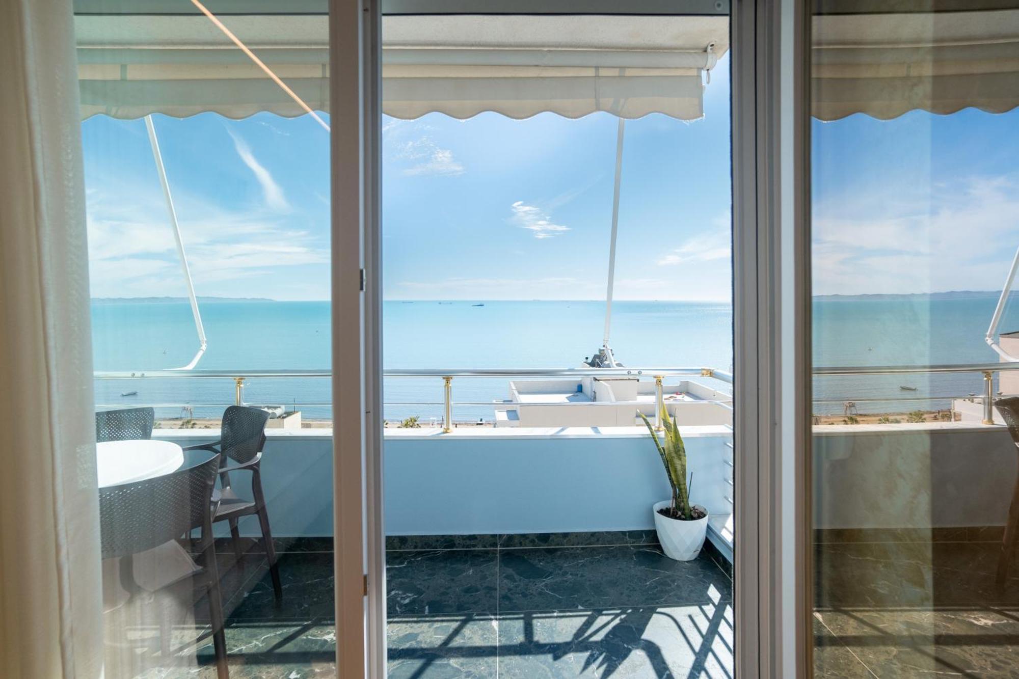 The Blue Pearl Apartment 2 Durrës Buitenkant foto